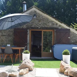 Domaine Du Charouzech Hébergement de vacances